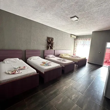 Hotel Moana Lezhë
