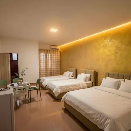 Hotel Moana *